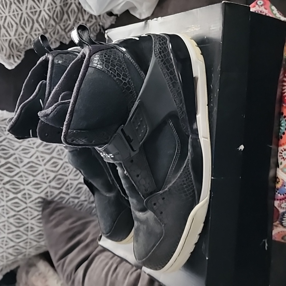 Air Jordan Flight 45 High IP S&S size 13 black and white with snake skin - Picture 2 of 5